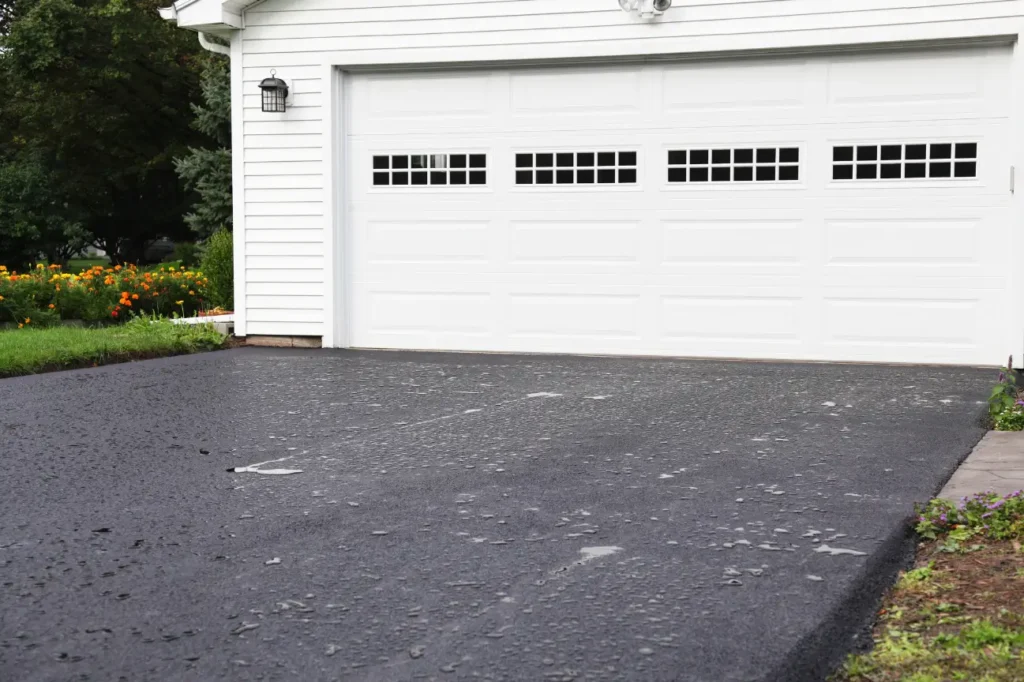 At Driveways Palmerston North, we do asphalt driveways crafted for high-quality results and long-term value